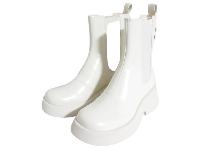 Autre Marque Bottines Chelsea Charles & Keith Beige Écru