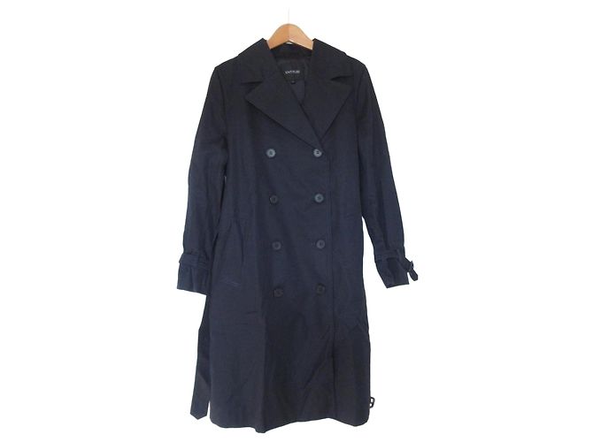 Autre Marque Trench Coat UNTITLED Preto