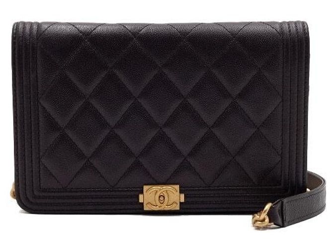 Chanel Bolsa tiracolo e bolsa de ombro com corrente dourada Roxo