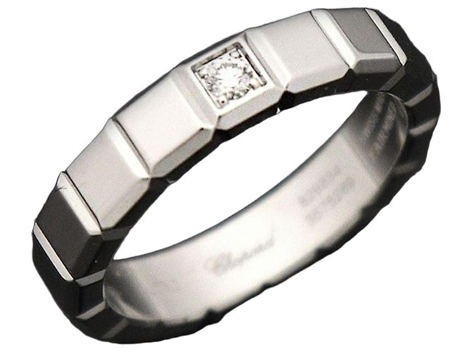 Chopard Bague Ice Cube en Or Blanc et Diamants Taille