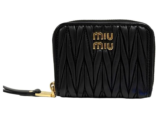 Miu Miu Zipper Wallet Black