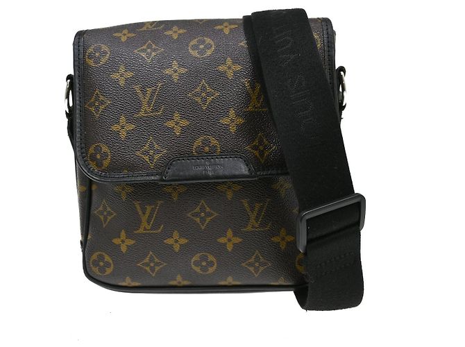 Louis Vuitton Bass Messenger Macassar Monogram Canvas PM Marrom
