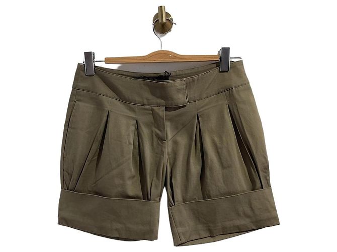 Autre Marque Short Sarah Djeradi kaki T.40 Cachi