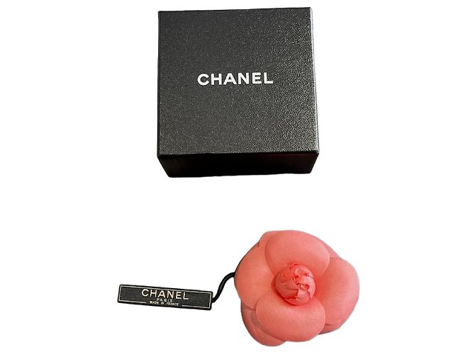 Chanel Camelia Brosche rosa Pink