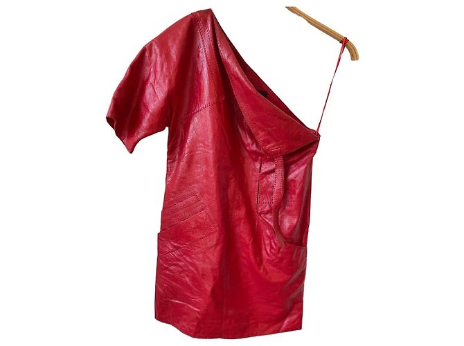 Vestido Louis Vuitton de cuero T.36 Roja
