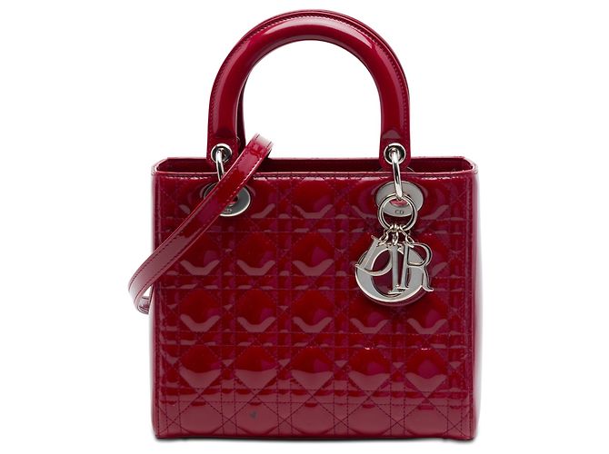 Lady Dior Cannage en charol rojo, tamaño Medium Roja Burdeos