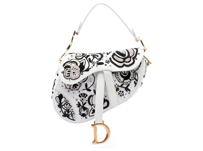 Bolsa Saddle Dior branca em pele de vitelo com bordados e contas Branco