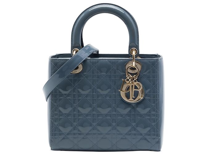 Lady Dior Cannage en cuir verni bleu Medium