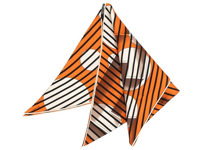Hermès Seidentuch Orange Triangular H Au Galop 