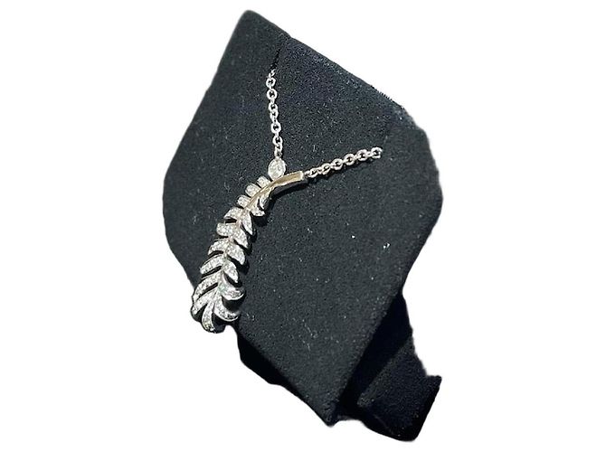 Collana Plume Chanel Fine Jewelry Bianco Silver hardware