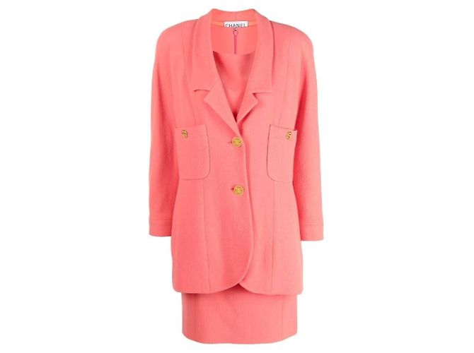 Set con Giacca con Collo a Rever e Vestito Chanel Rosa