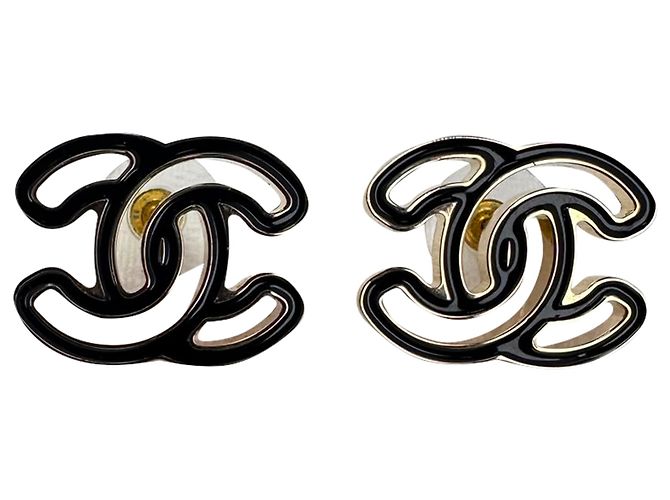 Timeless Chanel CC Email-Steckohrringe in schwarzem Harz