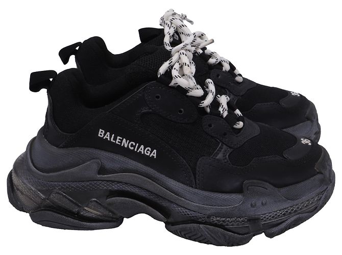 Balenciaga Triple S Sneaker aus schwarzem Polyester