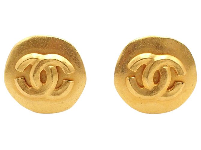 Orecchini a cerchio Chanel CC placcati oro D'oro