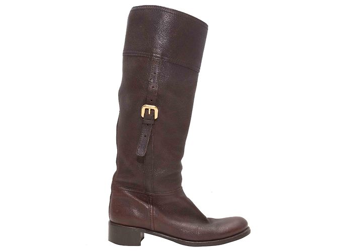Botas de cano alto de couro marrom com fivela Prada Tamanho 37