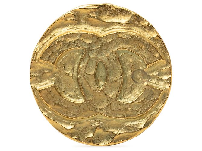 Broche medallón chapado en oro Gold Chanel CC Dorado