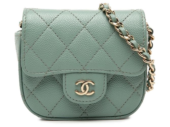 Bolsa transversal Chanel Micro Mini Classic Caviar de aba única verde