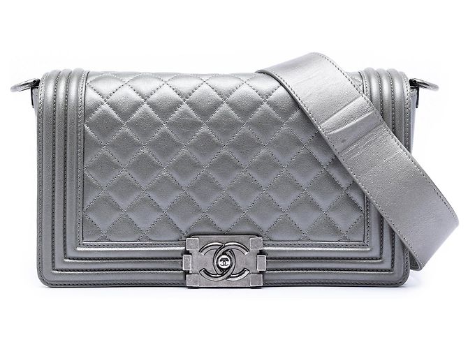 Le Boy Bolsa transversal Chanel Old Medium Boy Flap em pele de cordeiro acolchoada cinza