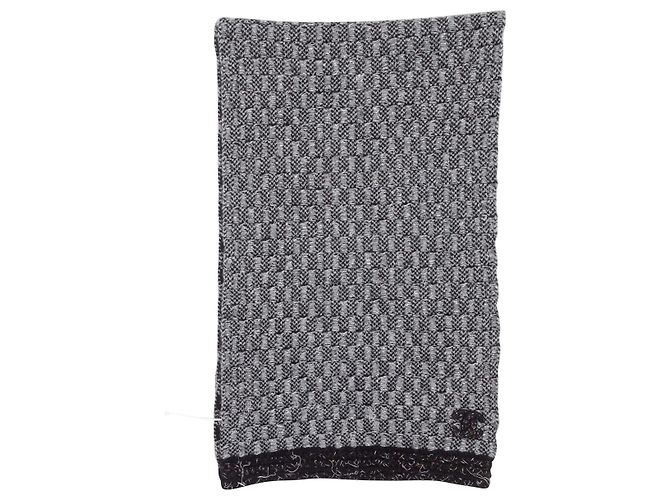 Schwarz-weißer Chanel Karomuster Kaschmir Schal