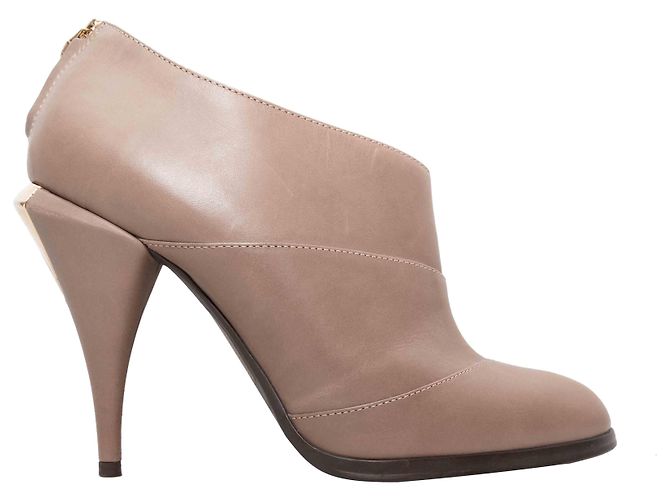 Tan Fendi Pointed-Toe Ankle Booties Size 39
