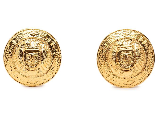 Orecchini a clip rotondi Chanel CC placcati oro D'oro