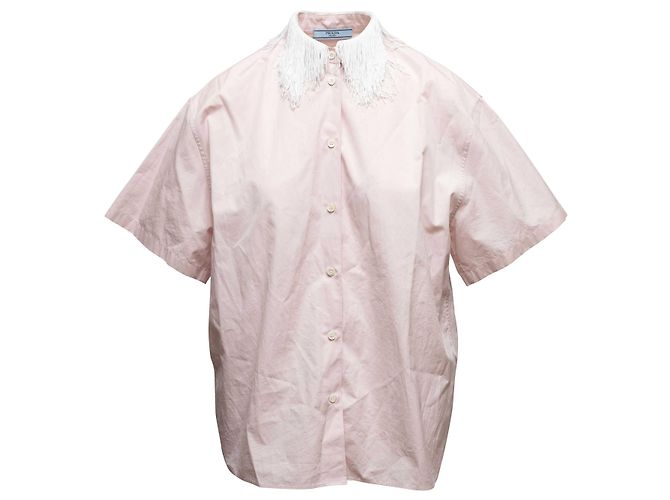 Prada Kurzarm-Hemd in Hellrosa & Weiß mit Fransenkragen Größe IT 36 Pink