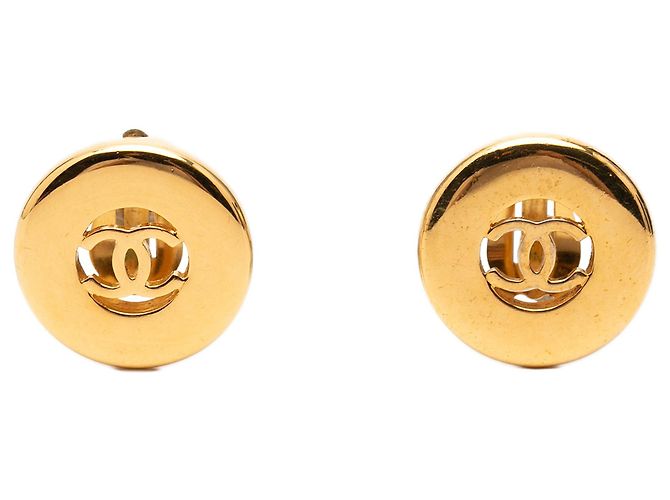 Orecchini a clip rotondi Chanel CC placcati oro D'oro