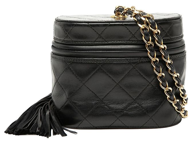 Borsa Vanity Case Chanel in pelle d'agnello matelassé nera con nappina e tracolla a catena Nero