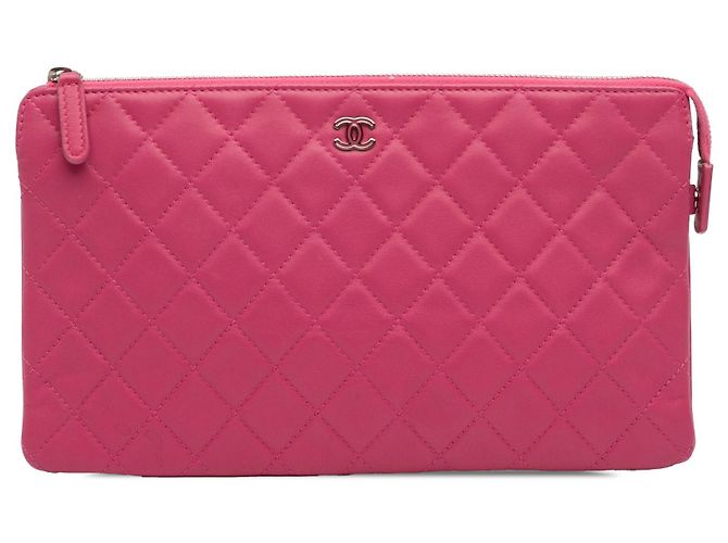 Clutch Chanel Quilted Caviar CC Enamel Double Zip Rosa