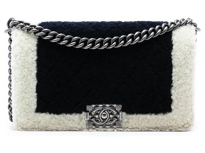 Borsa a tracolla Chanel Boy Flap Bicolor in Shearling Old Medium Nera Nero