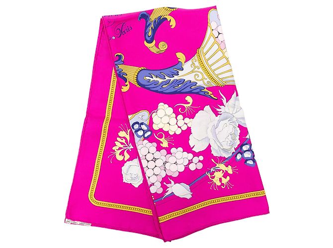 Sciarpa in seta rosa Hermès Fleurs et Raisins 90 Scarves