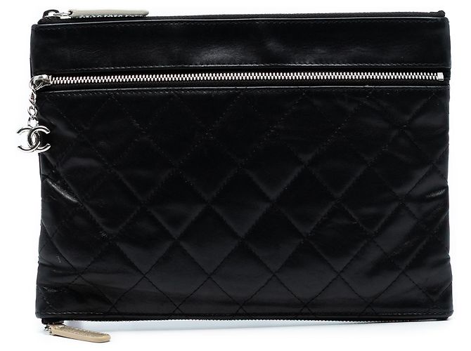 Clutch Multi Zip en piel de cordero acolchada Small CC negro Chanel