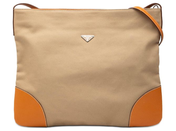 Borsa a tracolla Prada in tela marrone con logo