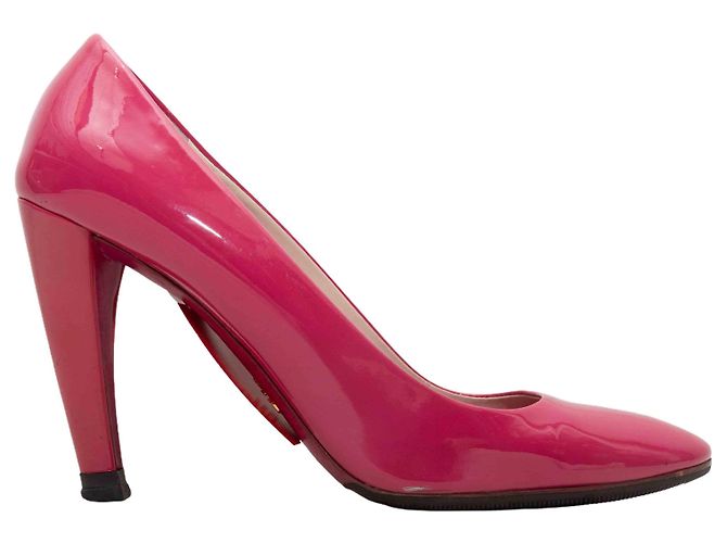 Escarpins en cuir verni fuchsia Prada Taille 39.5