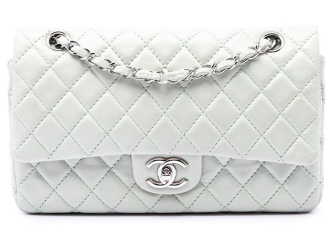Chanel Medium Classic Lambskin Double Flap Schultertasche Grün