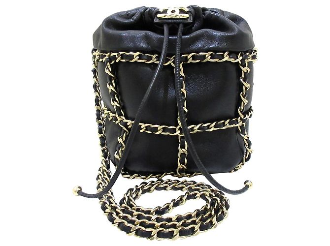 Seau Chanel CC Noir