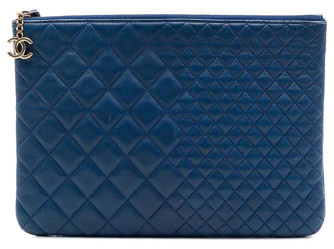 Clutch Chanel Medium Bi Quilted Lambskin O Case Azul