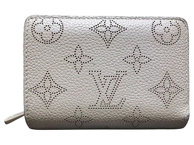 Louis Vuitton Bi-fold Wallet Grey