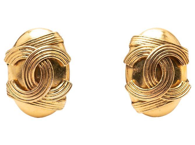 Orecchini a clip ovali Chanel CC placcati oro D'oro