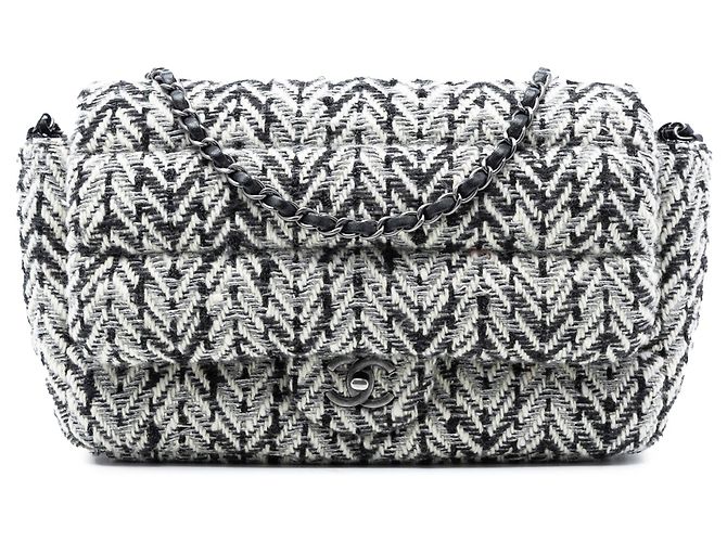 Borsa a tracolla Chanel CC in Tweed Herringbone nero