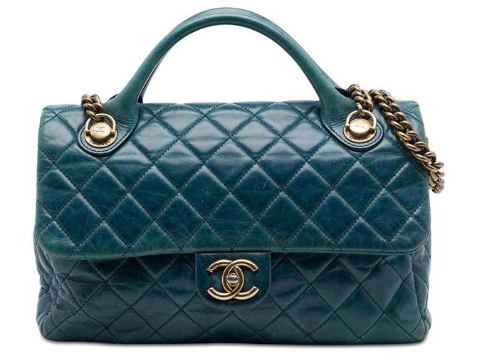 Chanel Medium Glazed Calfskin Castle Rock Top Handle Flap Satchel Tasche blau