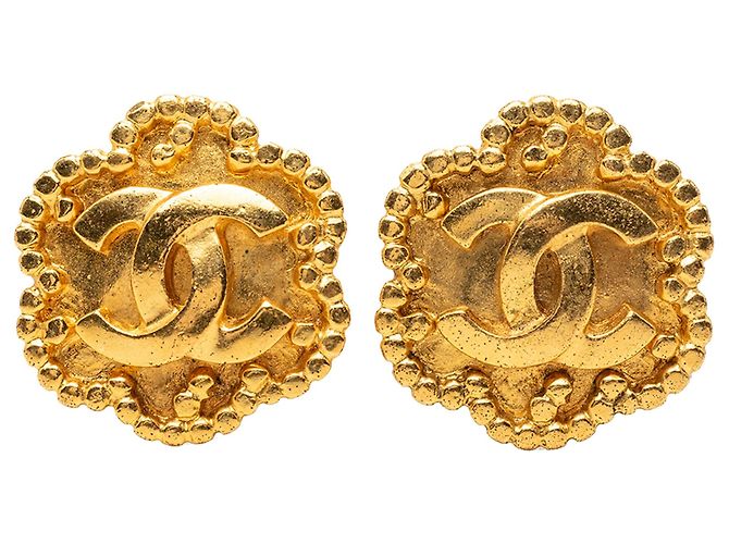 Boucles d'oreilles clips Chanel CC fleur plaqué or Doré