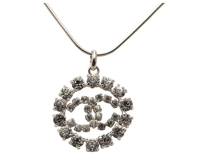 Chanel Silberne CC Messing Strass Anhänger Halskette