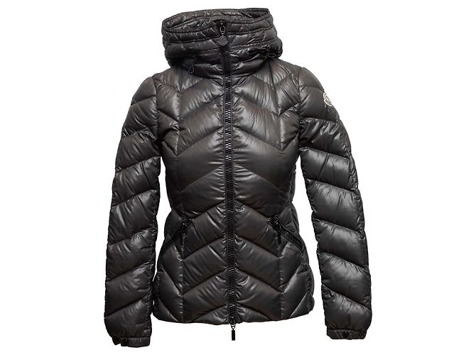 Moncler Steppjacke mit Kapuze, Farbe Charcoal, Designergröße 0 Grau