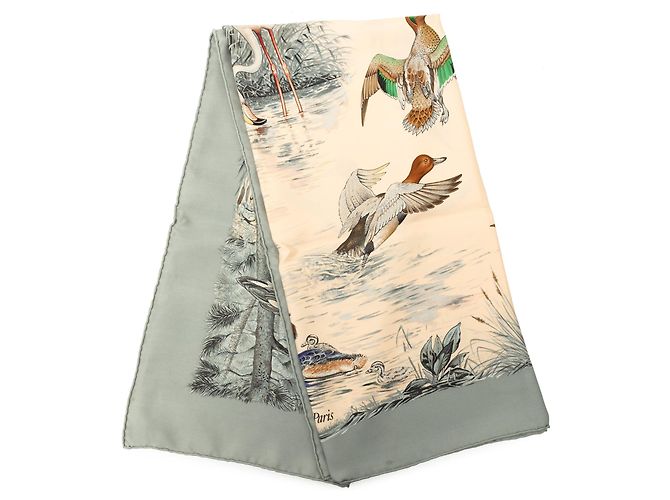 Lenço de seda Hermès Halte en Camargue 90 Bege
