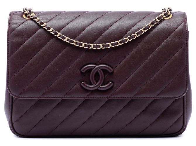 Bolsa transversal Chanel de pele de cordeiro acolchoada com assinatura CC vermelha e padrão diagonal Vermelho