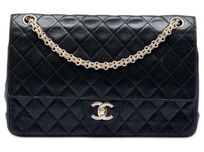 Borsa a tracolla Chanel Medium CC Quilted Lambskin Bijoux Chain Double Flap nera Nero