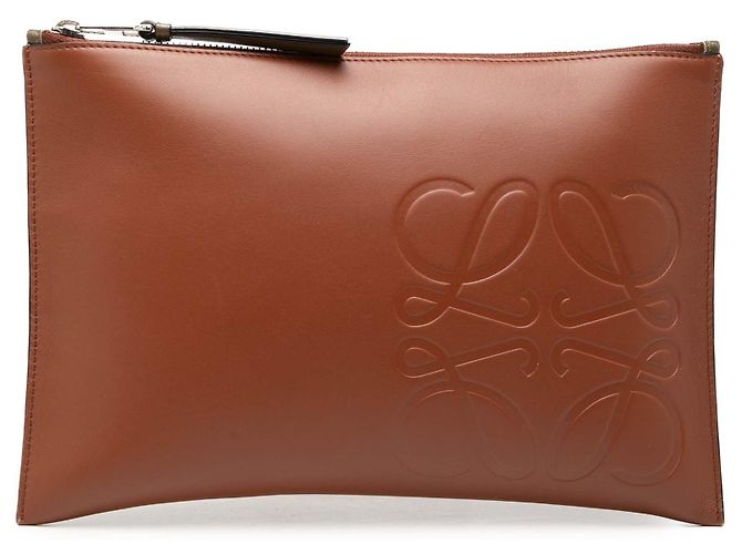 Pochette e borsa a mano piatta in pelle marrone con Anagramma LOEWE