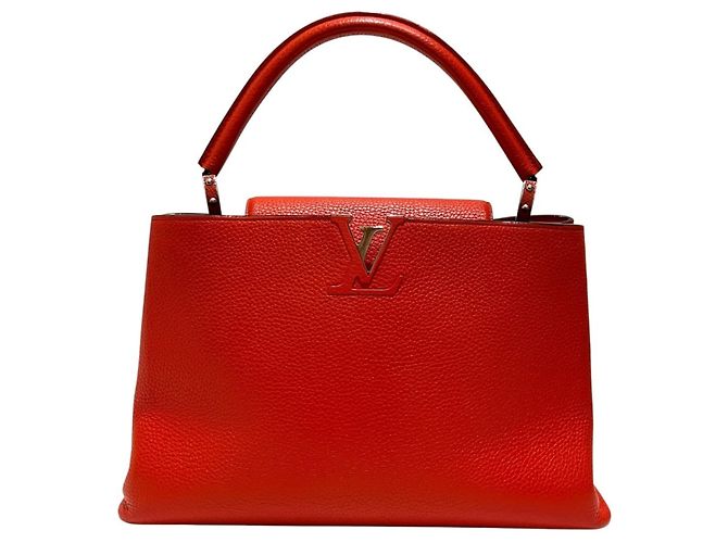 Bolso Louis Vuitton Capucines MM
