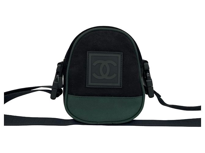 Borsa a tracolla Chanel Coco Mark Logo in tela e mesh Nero Verde